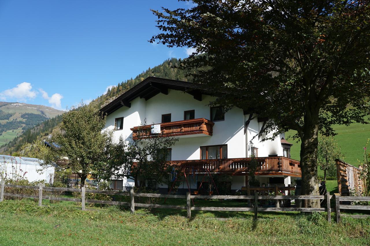 Fruehstueckpension Larson Bad Hofgastein Bagian luar foto