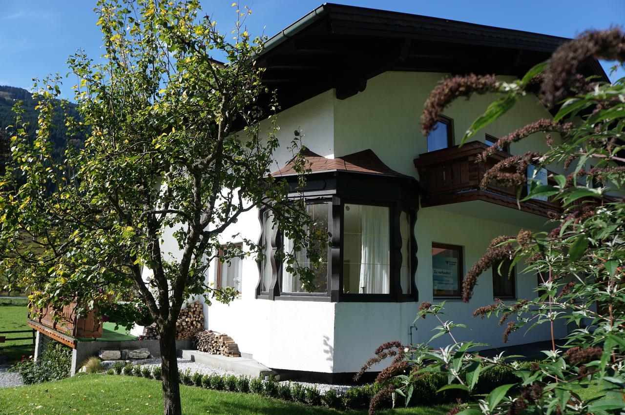 Fruehstueckpension Larson Bad Hofgastein Bagian luar foto